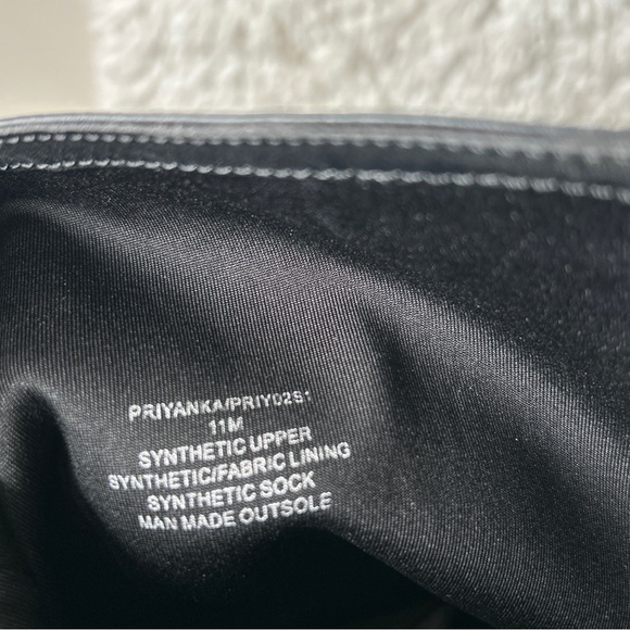 STEVE MADDEN PRIYANKA KNEE BOOTS WITH BUCKLE IN BLACK SIZE 11 - Picture 6 of 7